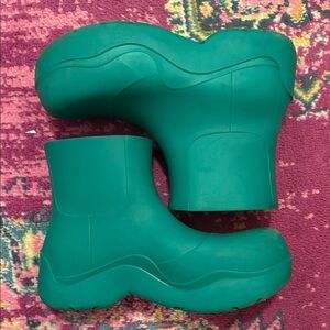 Bottega Veneta Green Men's Puddle Boots